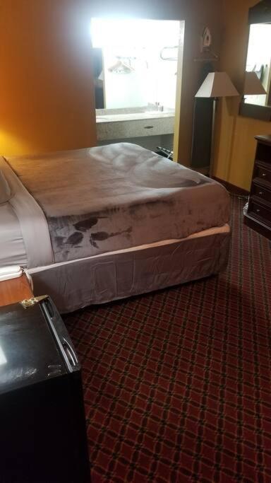 Hotel 2 Queens Hotel Room 228 Wi-Fi Booking Stillwater Ngoại thất bức ảnh